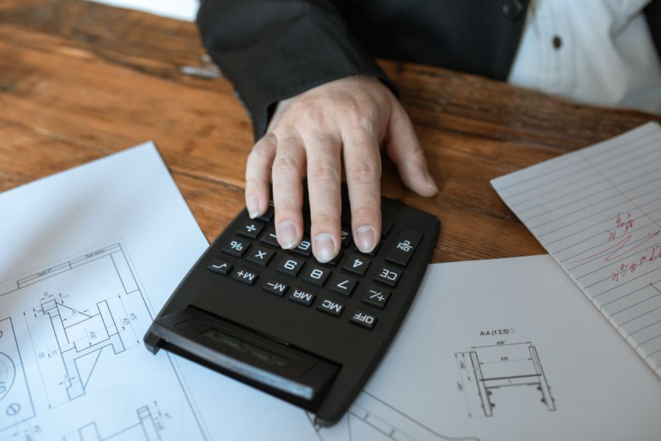Planificare buget pentru servicii de design interior în 2026